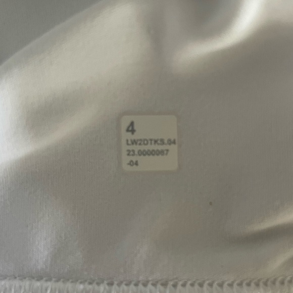 Lululemon Align Asymmetrical Bra Size 4 - Picture 6 of 8